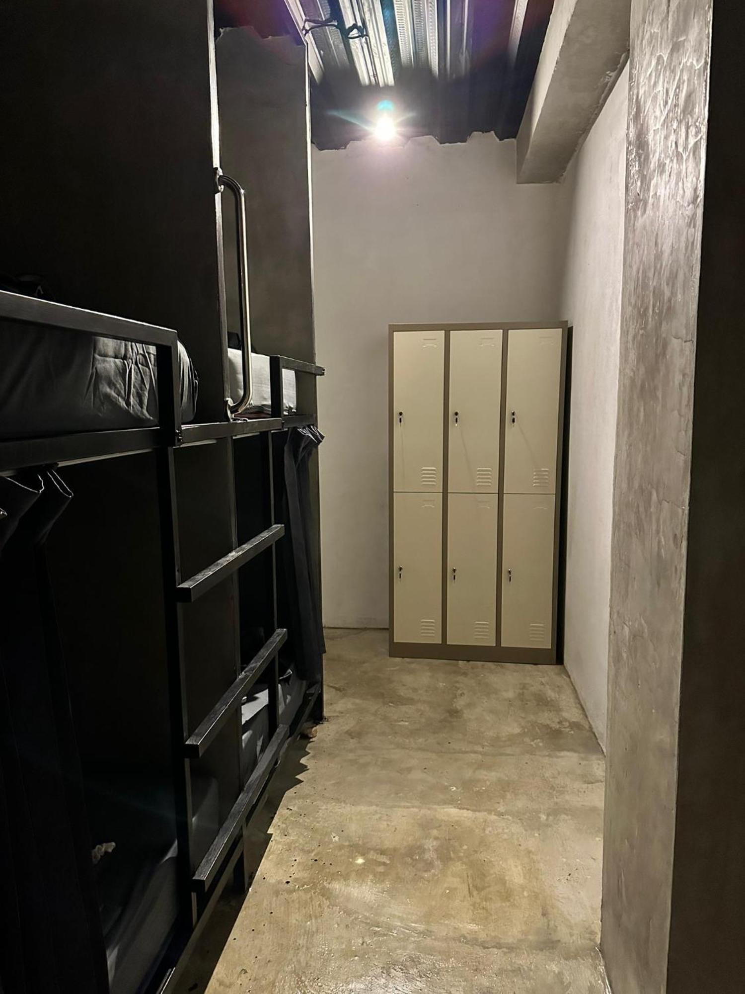 Cilacap Guest House Екстер'єр фото